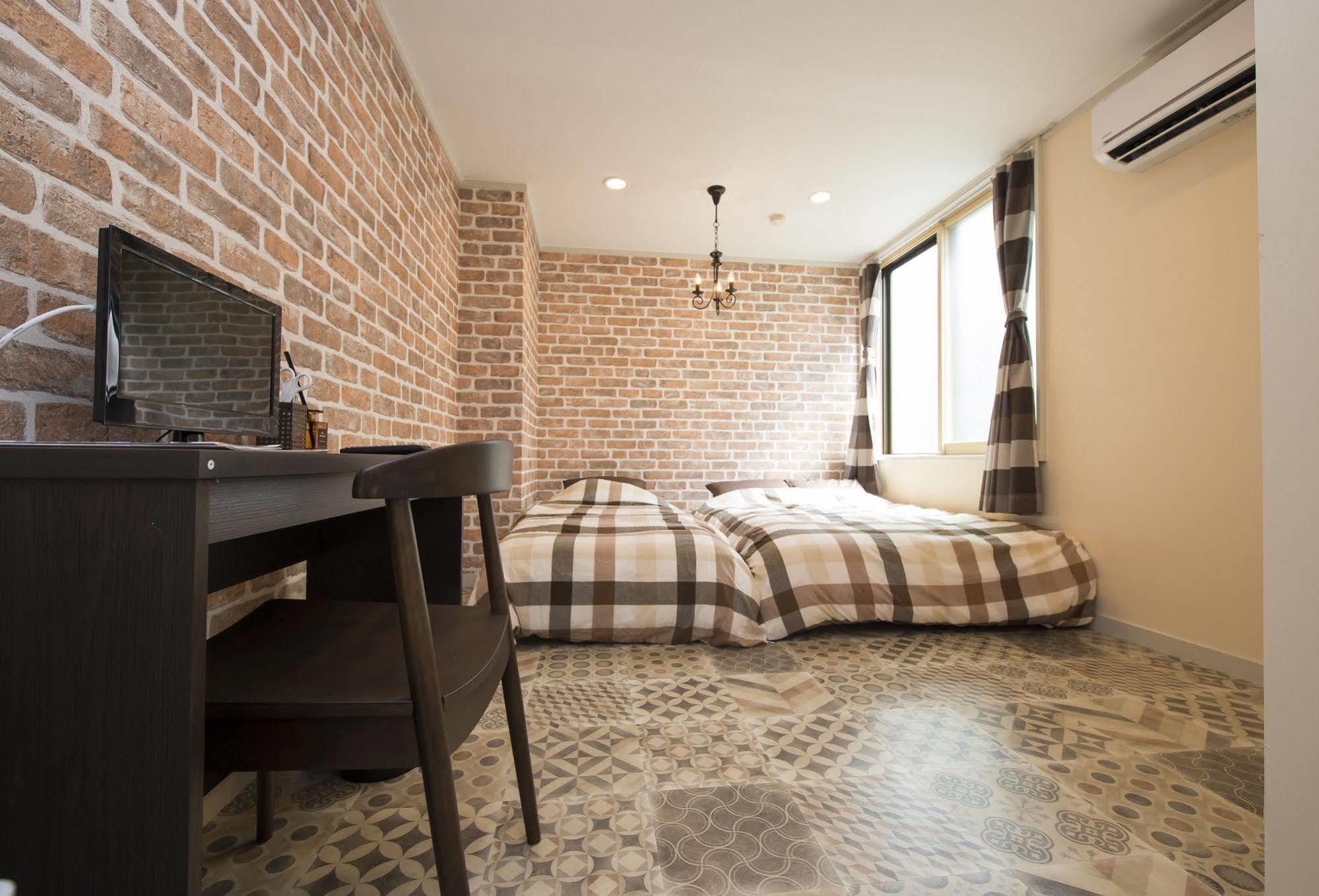 金沢駅前ホテル Stylish Station Hotel קנזאווה מראה חיצוני תמונה